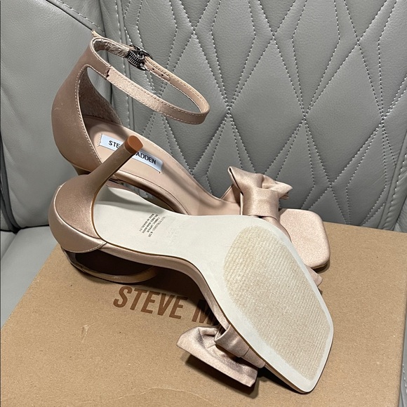Steve Madden Satin Bow Ankle-Strap Heels in Blush Pink - Picture 6 of 7